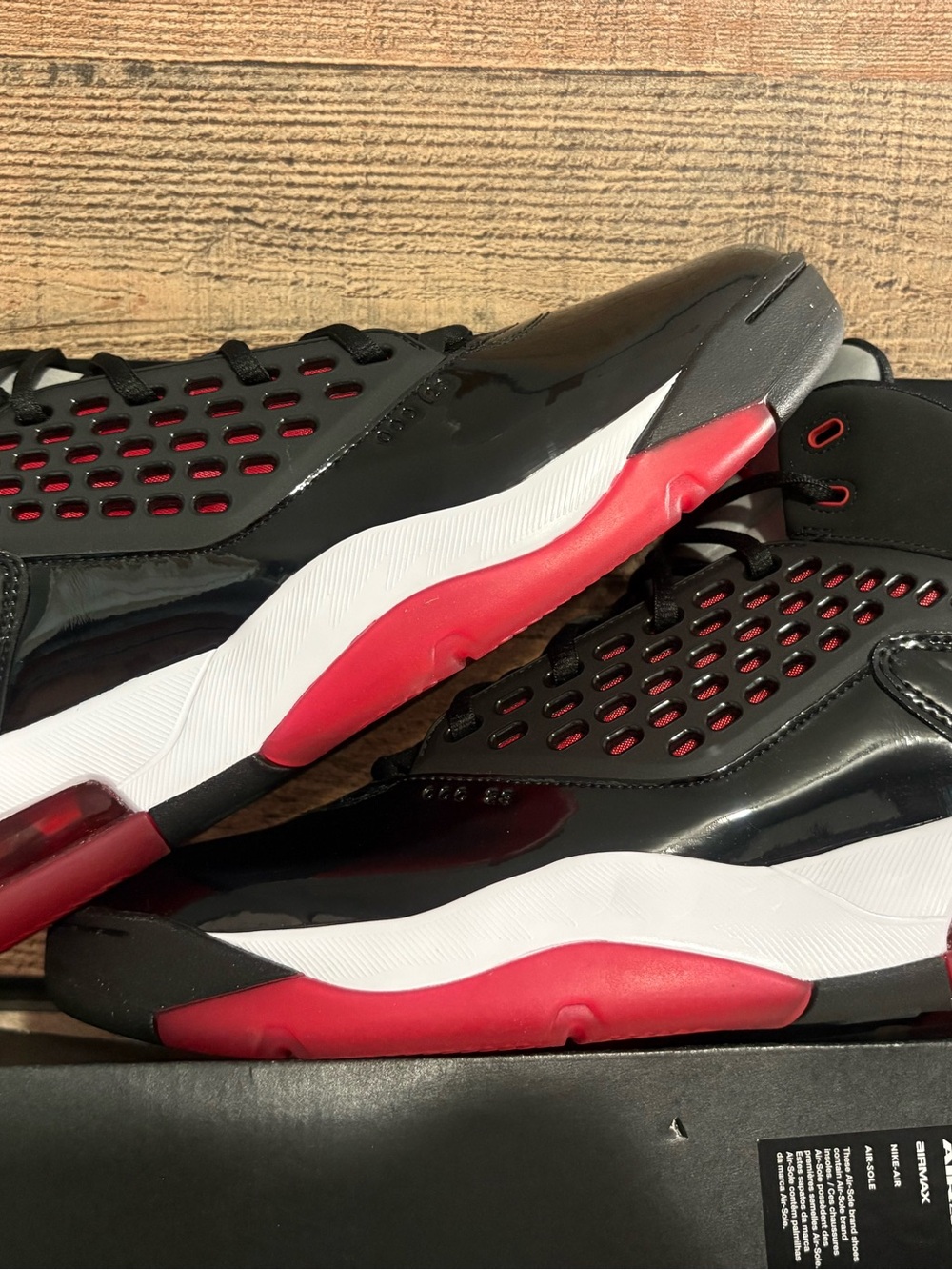 Jordan maxin 200 Black, Red and White Men's Basketball Sneakers